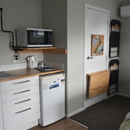 Be Our Guest Turangi Apartment Exterior photo