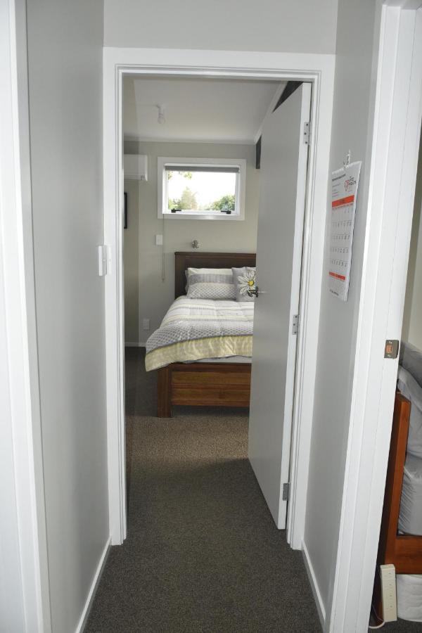 Be Our Guest Turangi Apartment Exterior photo